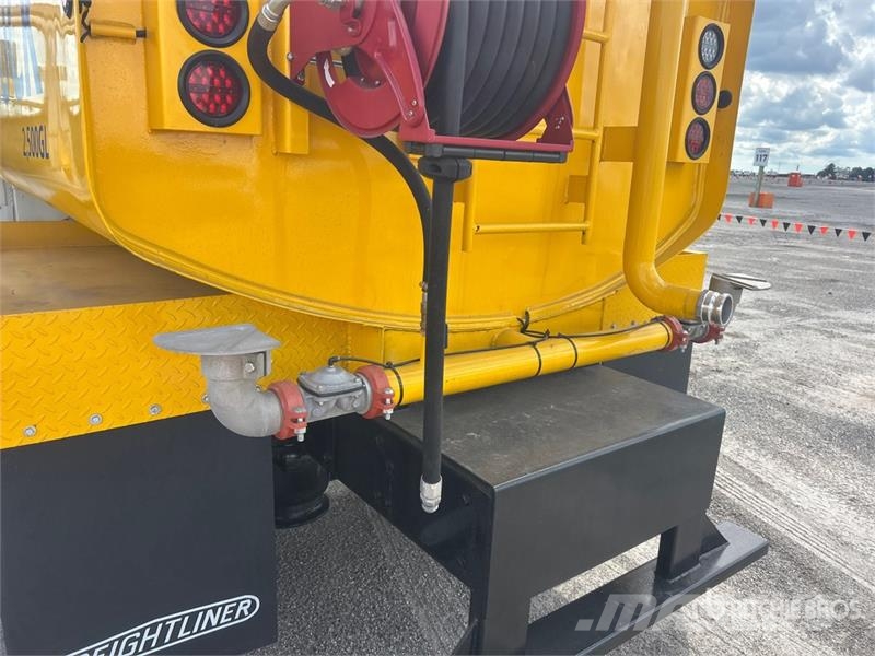 Freightliner M2 106 Ūdens mašīnas