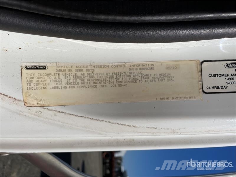 Freightliner M2 106 Cabins and interior