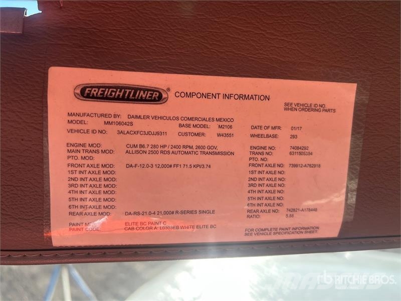 Freightliner M2 106 Furgons