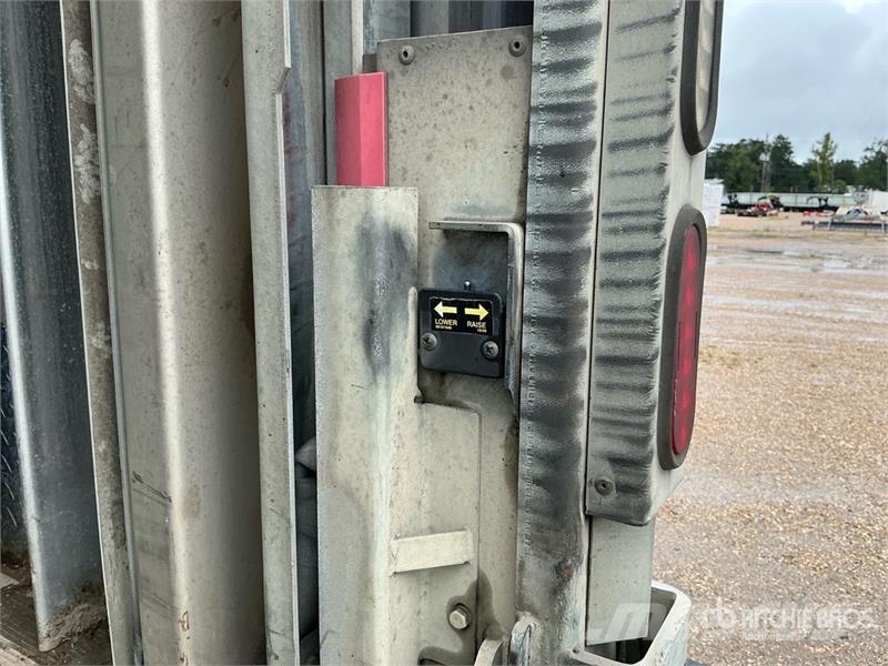 Freightliner M2 106 Грузовики-Рефрижераторы