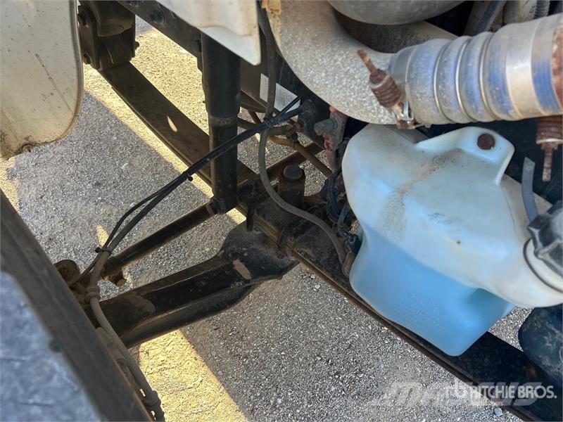 Freightliner M2 106 كابينة والداخلية
