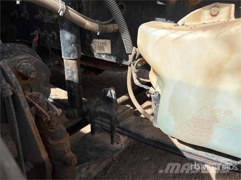 Freightliner M2 106 Kravas automašīnas - refrižeratori