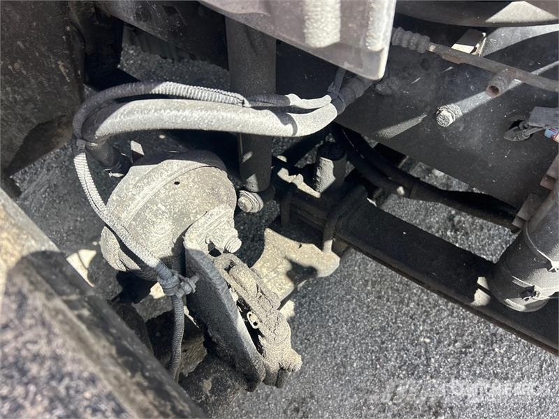 Freightliner M2 106 Грузовики-Рефрижераторы