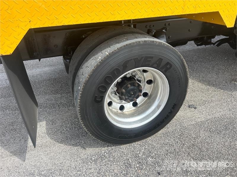 Freightliner M2 106 Ūdens mašīnas