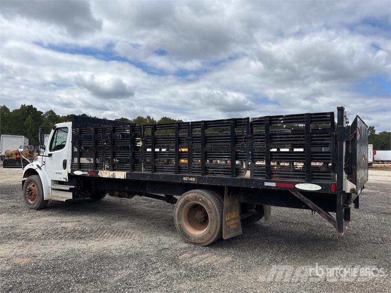 Freightliner M2 106 Camion con sponde ribaltabili