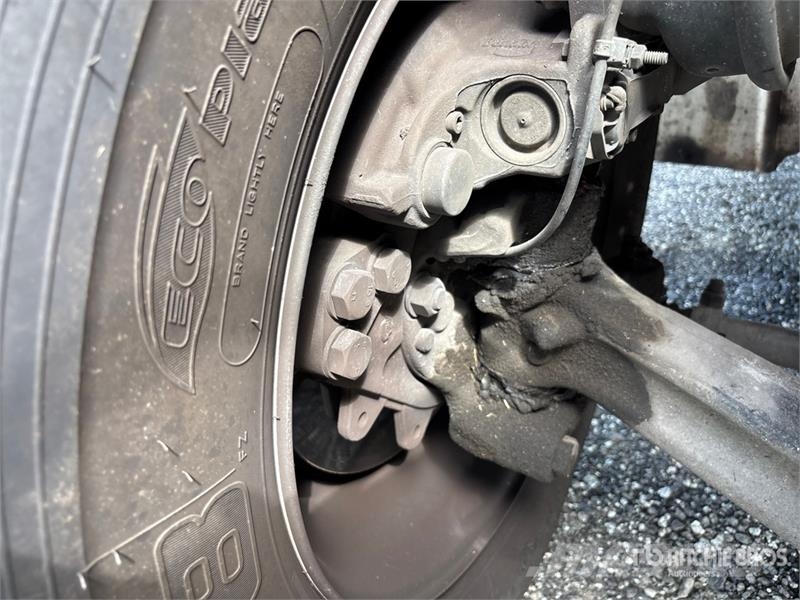 Freightliner M2 106 Isotermos y frigoríficos