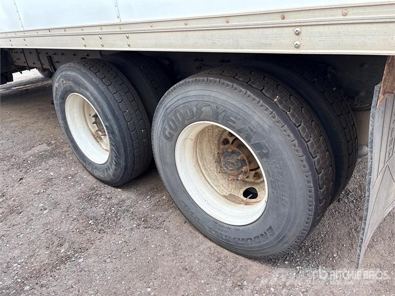 Freightliner M2 106 Kravas automašīnas - refrižeratori