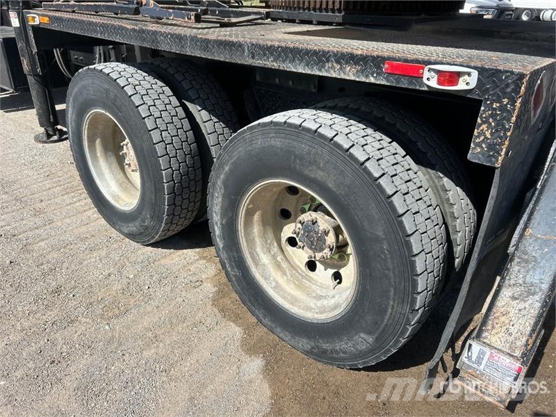 Freightliner M2 106 Camiões de sonda de perfuração móvel