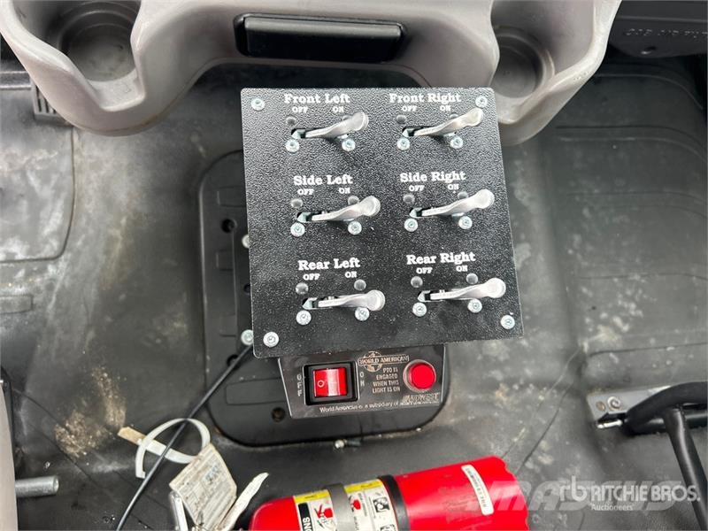 Freightliner M2 106 2250 gal 4x2 Water Truck Camiones cisterna