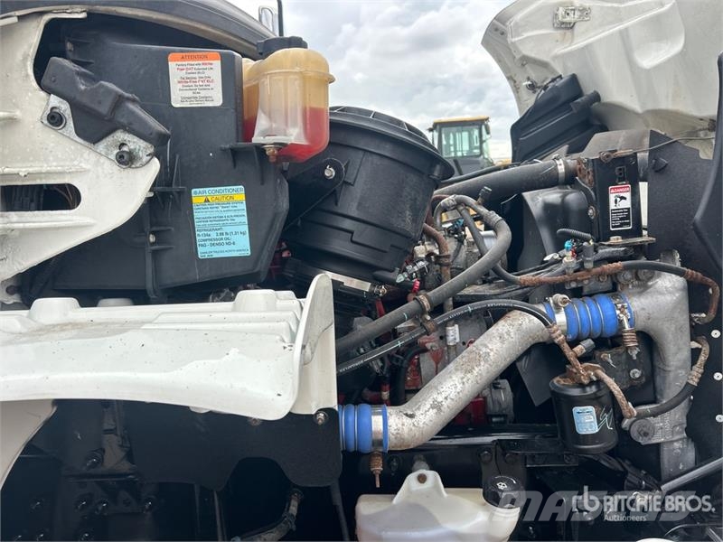 Freightliner M2 106 2250 gal 4x2 Water Truck Camiones cisterna