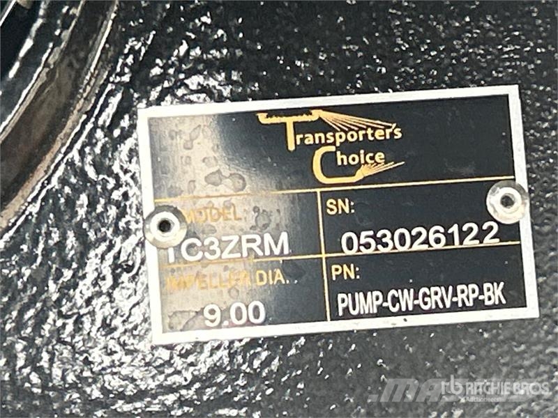 Freightliner M2 106 2250 gal 4x2 Water Truck Camiones cisterna