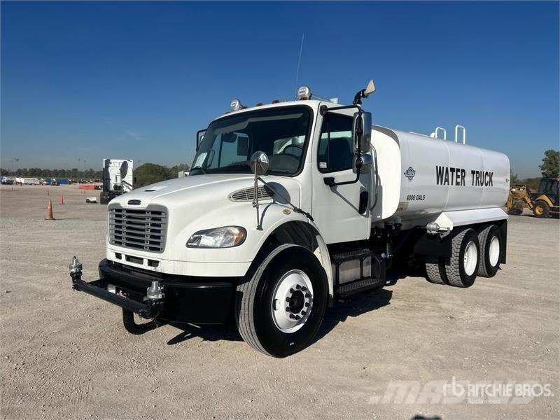 Freightliner M2 106 4000 gal 6x4 Water Truck Vanningsvogn for støvdemping