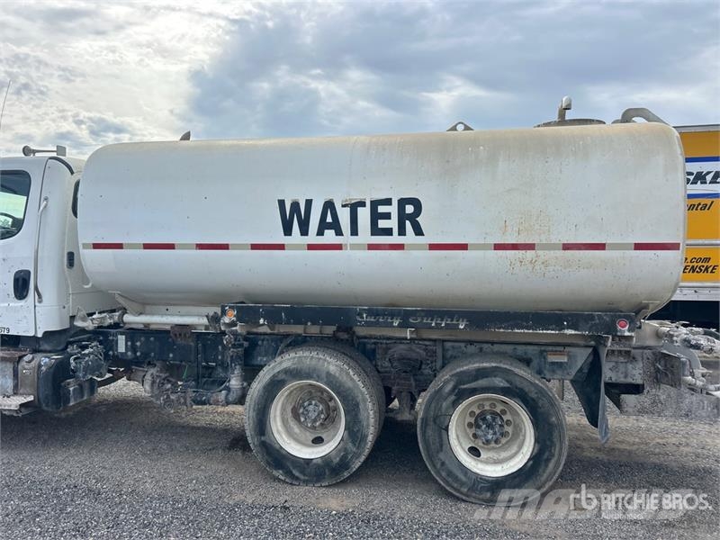 Freightliner M2 106 4000 gal 6x4 Water Truck Caminhão-pipa