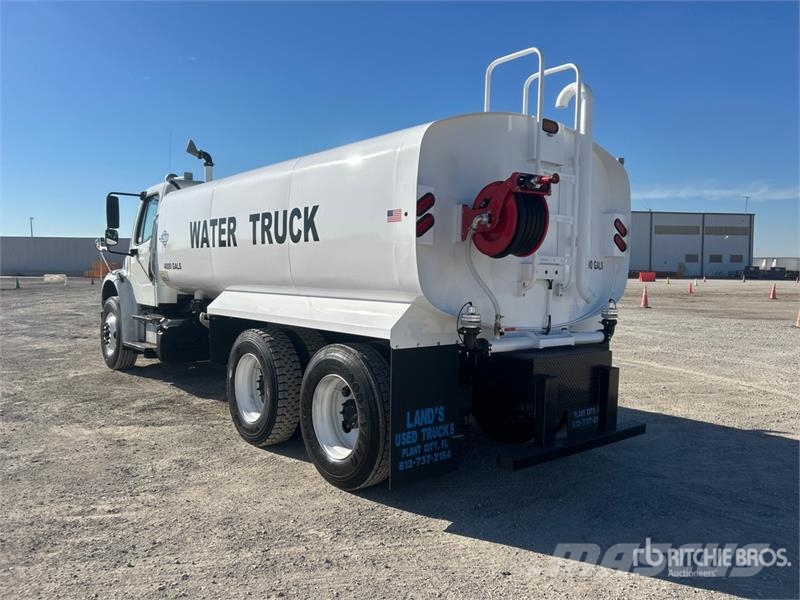 Freightliner M2 106 4000 gal 6x4 Water Truck Vanningsvogn for støvdemping