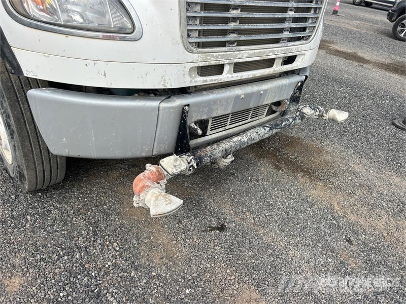 Freightliner M2 106 4000 gal 6x4 Water Truck Caminhão-pipa