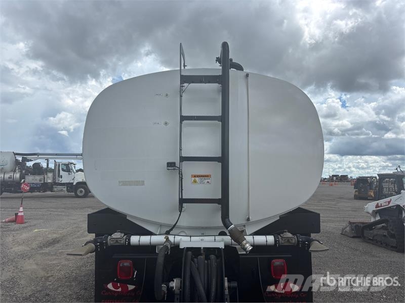 Freightliner M2 106 4000 gal 6x4 Water Truck Tovornjaki za vodo