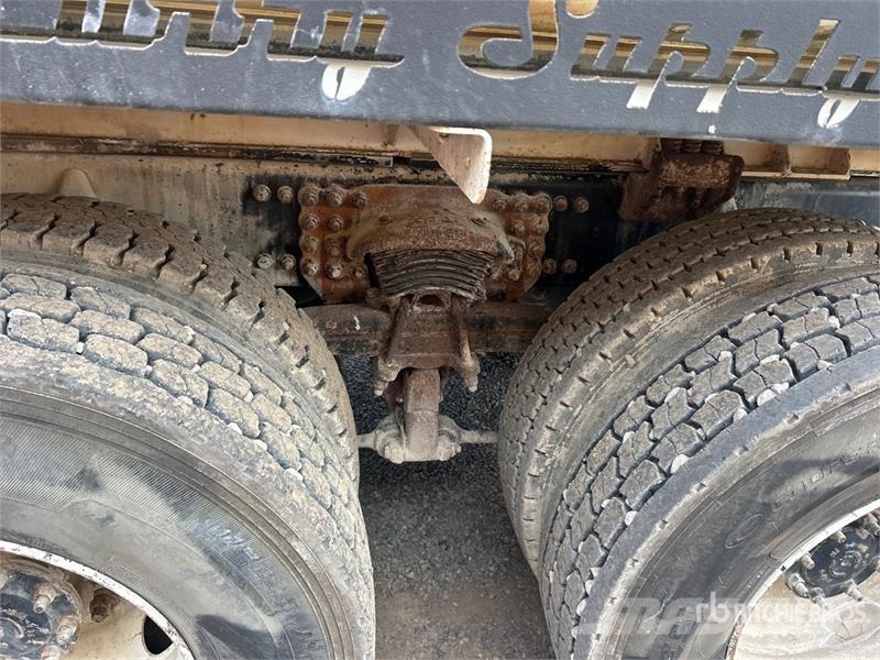 Freightliner M2 106 4000 gal 6x4 Water Truck Caminhão-pipa