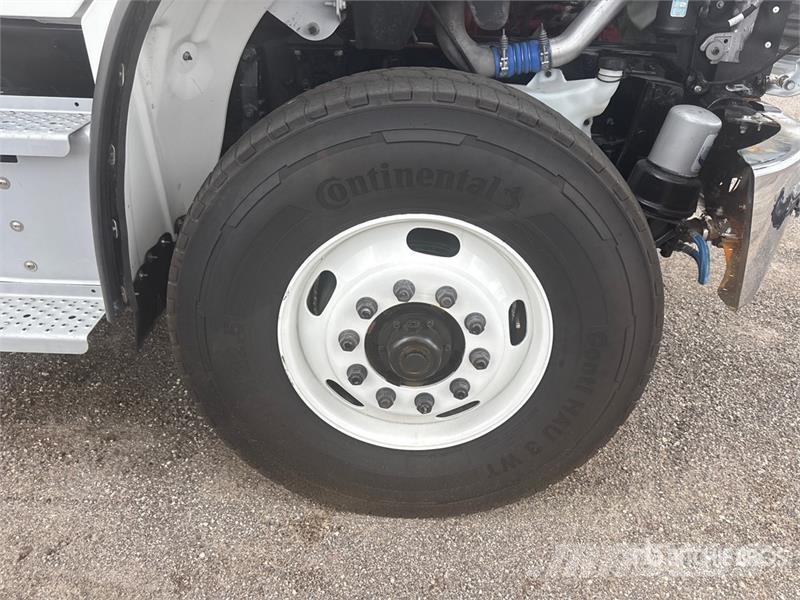 Freightliner M2 106 4000 gal 6x4 Water Truck Tovornjaki za vodo