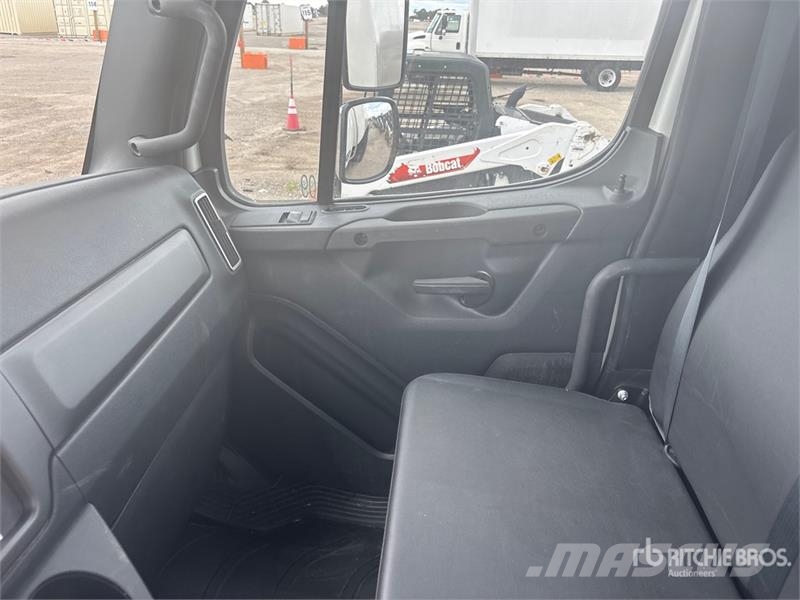 Freightliner M2 106 4000 gal 6x4 Water Truck Tovornjaki za vodo