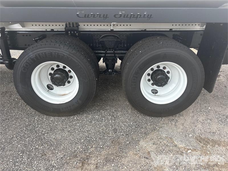 Freightliner M2 106 4000 gal 6x4 Water Truck Tovornjaki za vodo