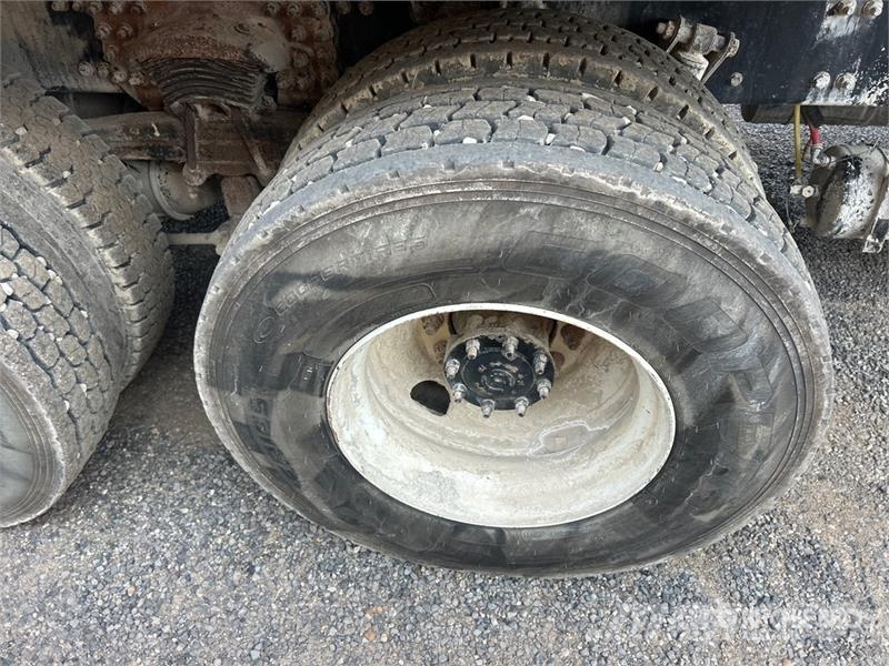 Freightliner M2 106 4000 gal 6x4 Water Truck Caminhão-pipa