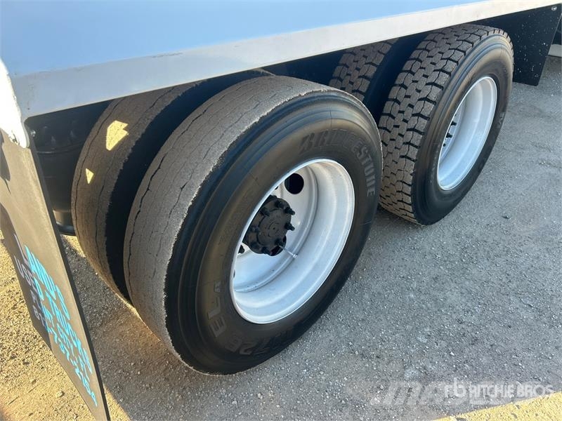 Freightliner M2 106 4000 gal 6x4 Water Truck Vanningsvogn for støvdemping