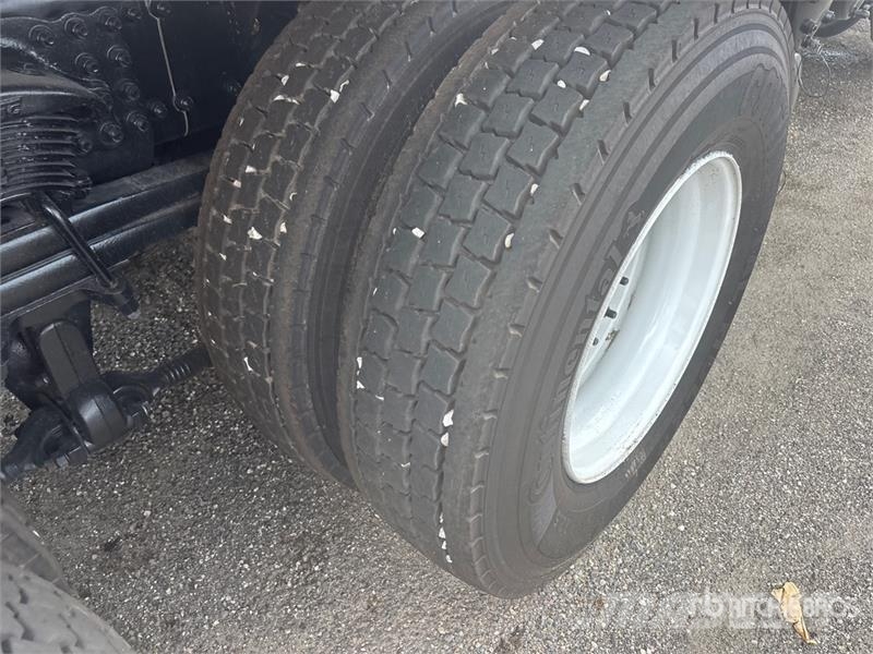 Freightliner M2 106 4000 gal 6x4 Water Truck Tovornjaki za vodo