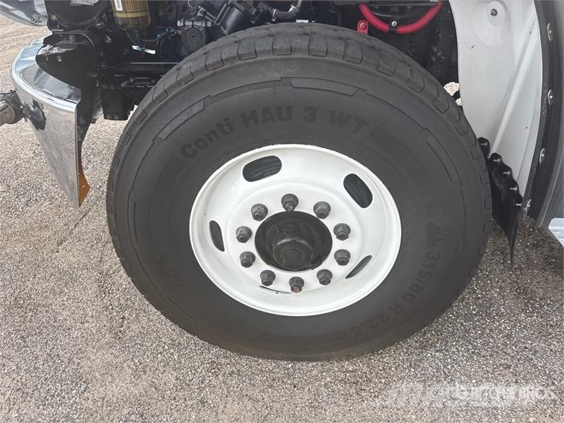 Freightliner M2 106 4000 gal 6x4 Water Truck Tovornjaki za vodo