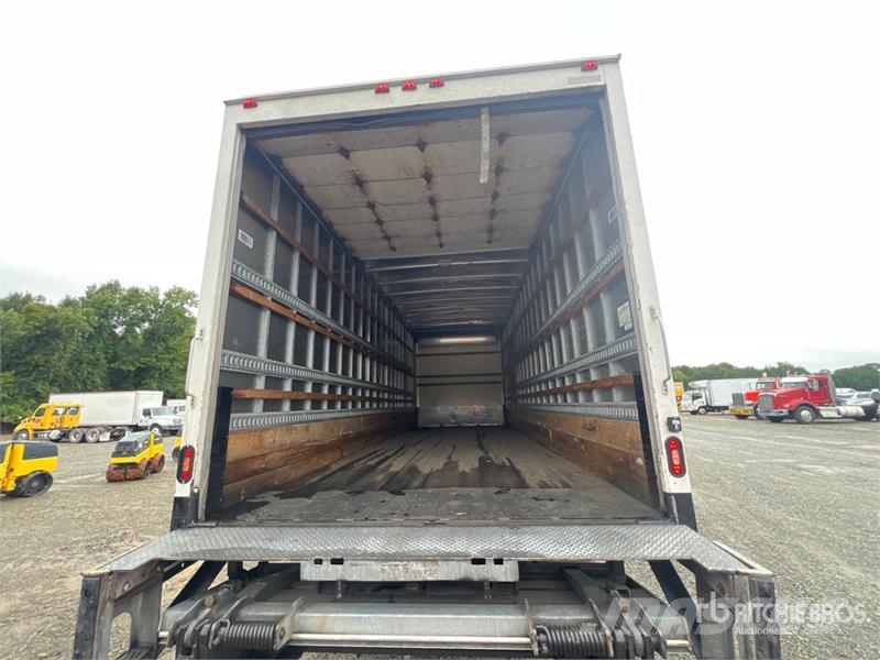 Freightliner M2 106 4x2 Van Truck Box body trucks