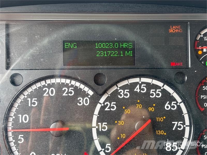 Freightliner M2 106 4x2 Van Truck (Inoperable) Furgons