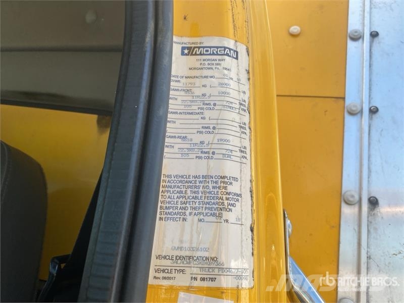 Freightliner M2 106 4x2 Van Truck Каросерии