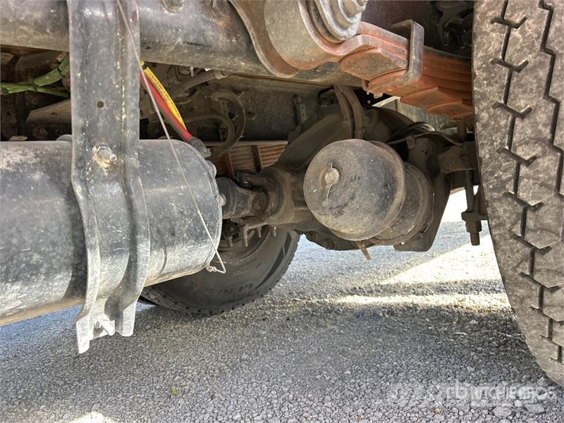 Freightliner M2 106 4x2 Van Truck (Inoperable) Fast kasse