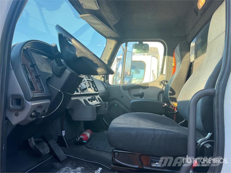Freightliner M2 106 4x2 S/A Dump Truck Kiper tovornjaki