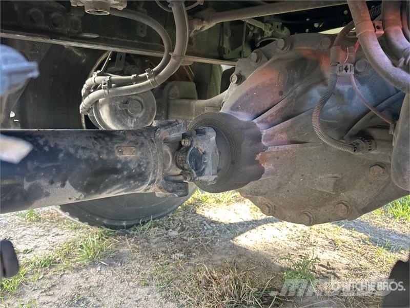 Freightliner M2 106 4x2 Van Truck Фургони