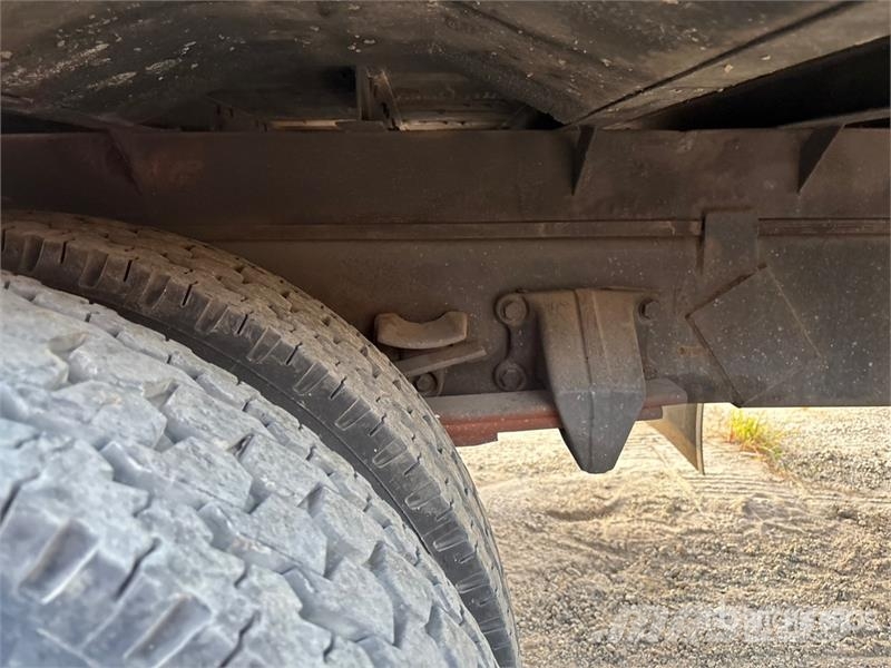 Freightliner M2 106 4x2 Van Truck (Inoperable) Kofferaufbau
