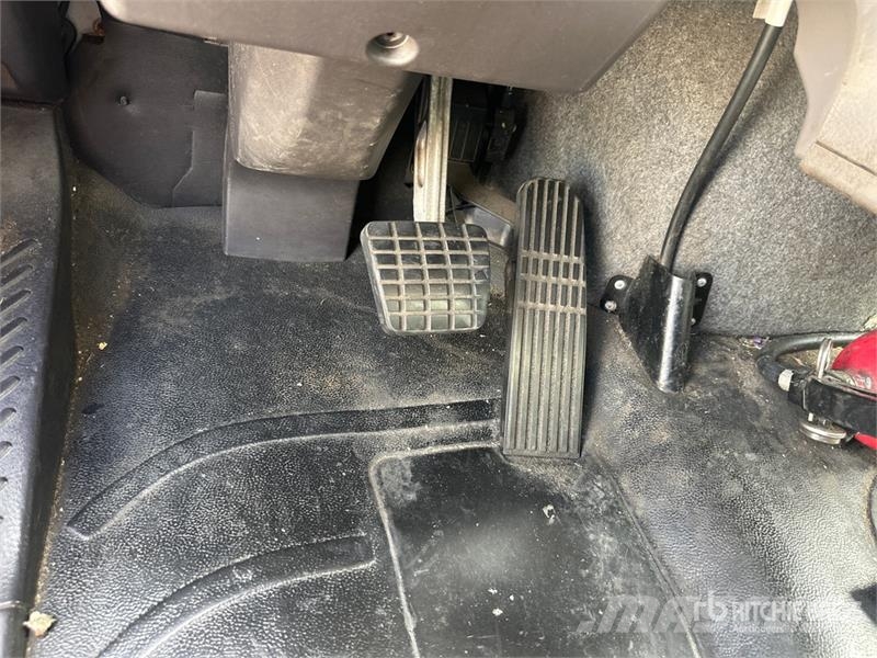 Freightliner M2 106 4x2 Van Truck شاحنات ذات هيكل صندوقي