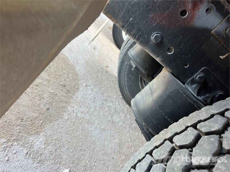 Freightliner M2 106 4x2 S/A Dump Truck Camiones bañeras basculantes o volquetes