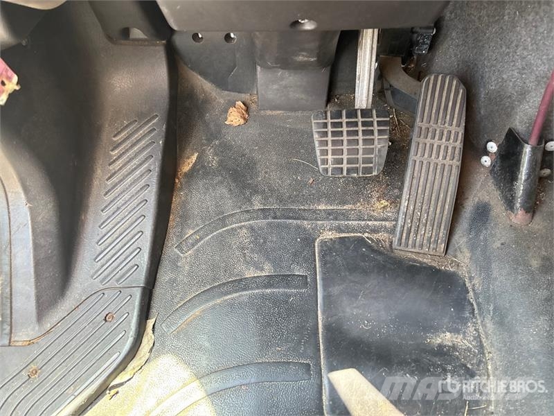 Freightliner M2 106 4x2 Van Truck Dobozos teherautók