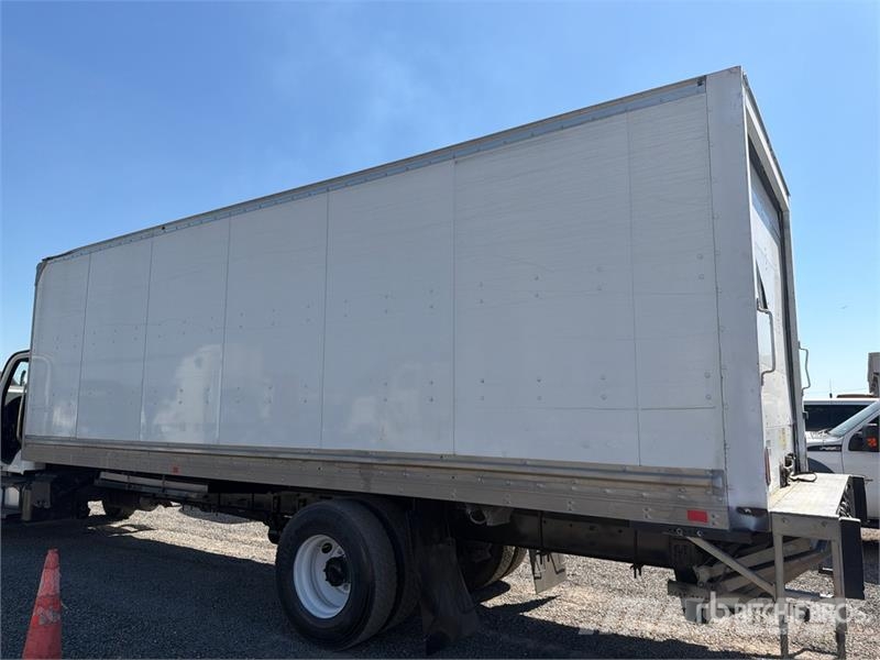 Freightliner M2 106 4x2 Van Truck Sanduk kamioni