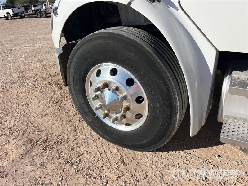 Freightliner M2 106 4x2 S/A Dump Truck Camiones bañeras basculantes o volquetes