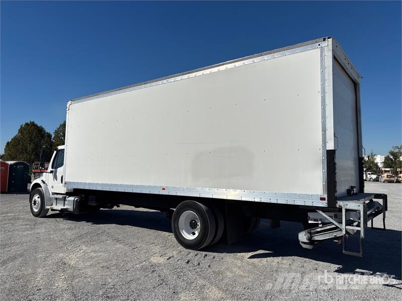 Freightliner M2 106 4x2 Van Truck Skåpbilar