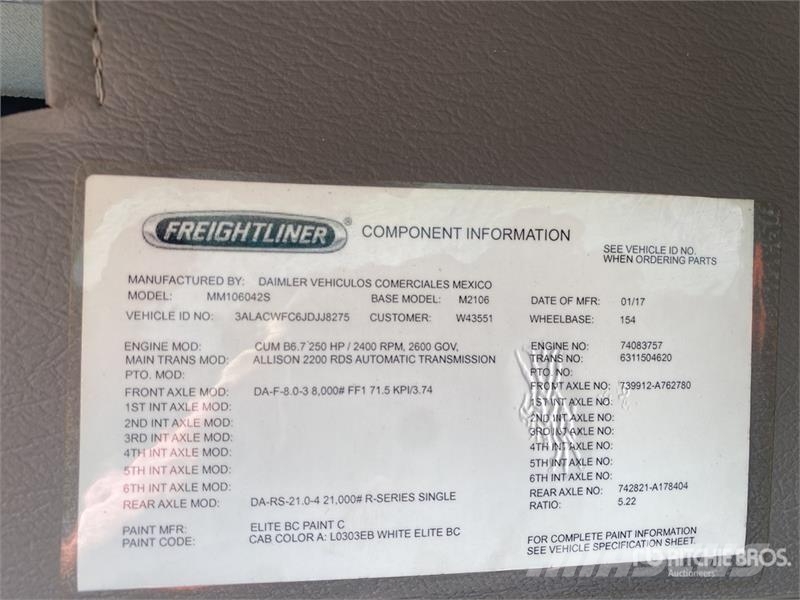 Freightliner M2 106 4x2 Service Truck Комбинированные дорожные машины