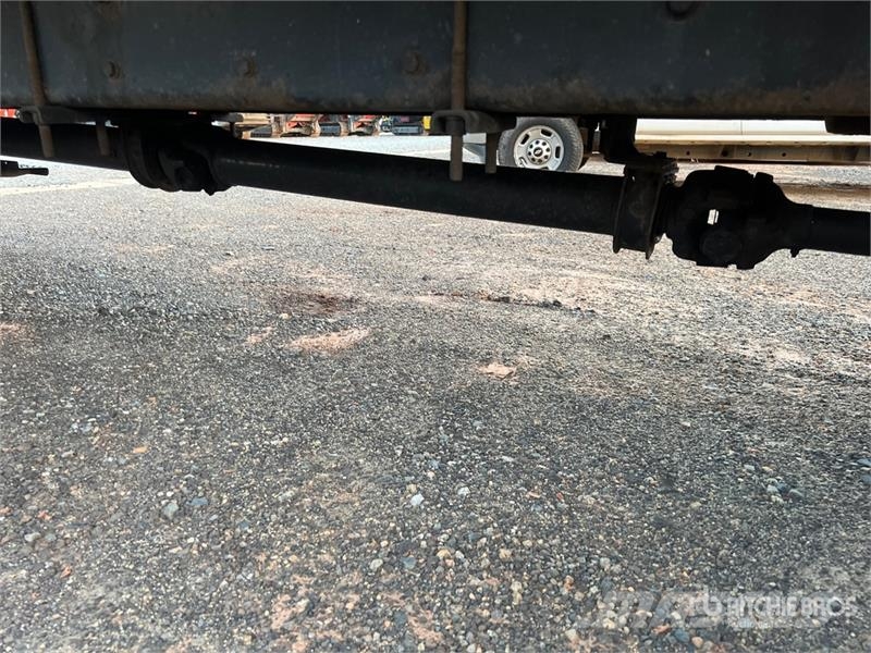 Freightliner M2 106 4x2 Van Truck شاحنات ذات هيكل صندوقي