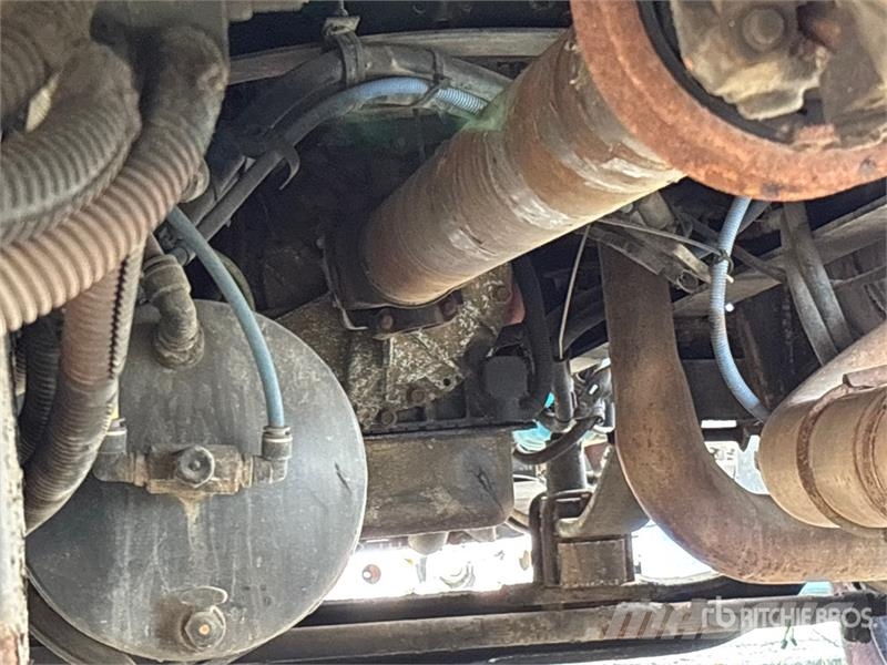 Freightliner M2 106 4x2 Van Truck (Inoperable) 貨箱式卡車