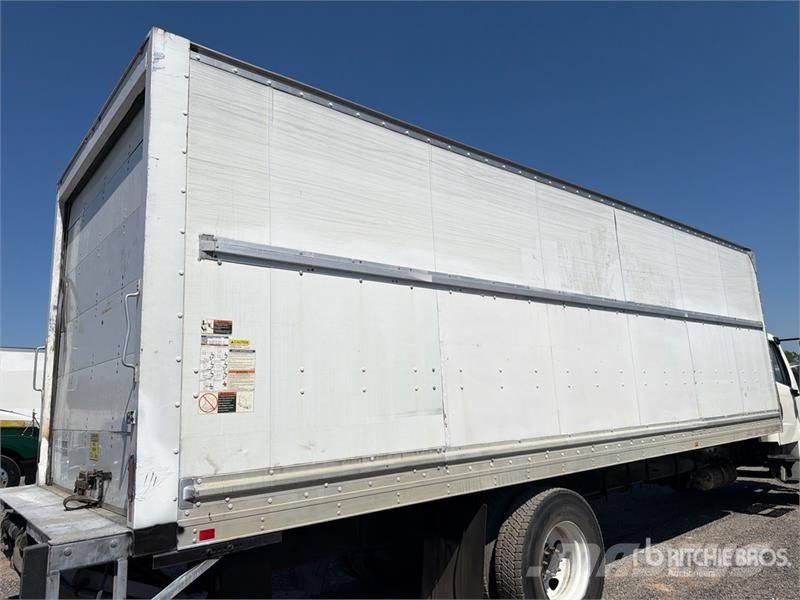 Freightliner M2 106 4x2 Van Truck Sanduk kamioni