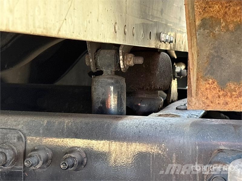 Freightliner M2 106 4x2 Van Truck Camion cassonati
