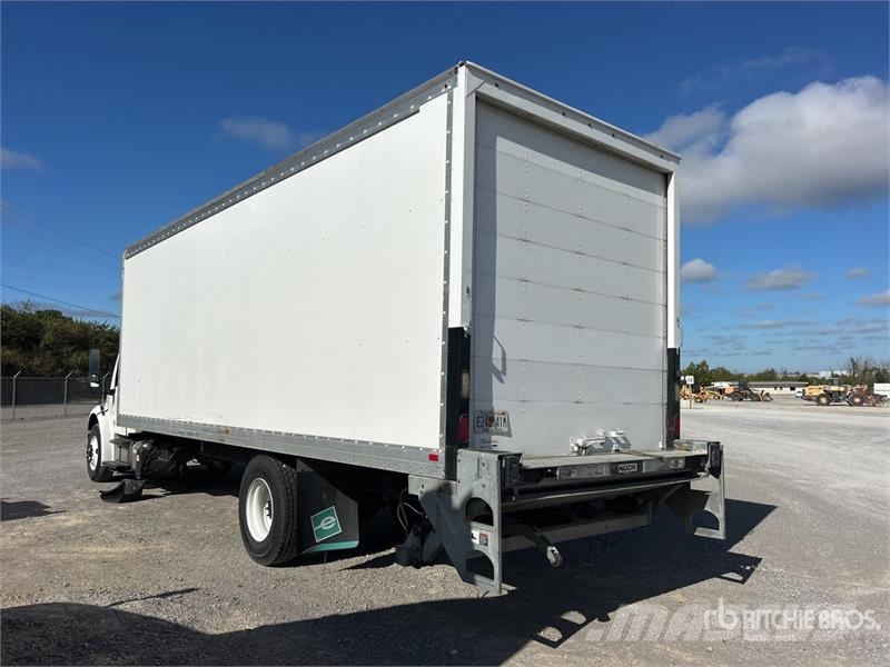 Freightliner M2 106 4x2 Van Truck (Inoperable) Fast kasse