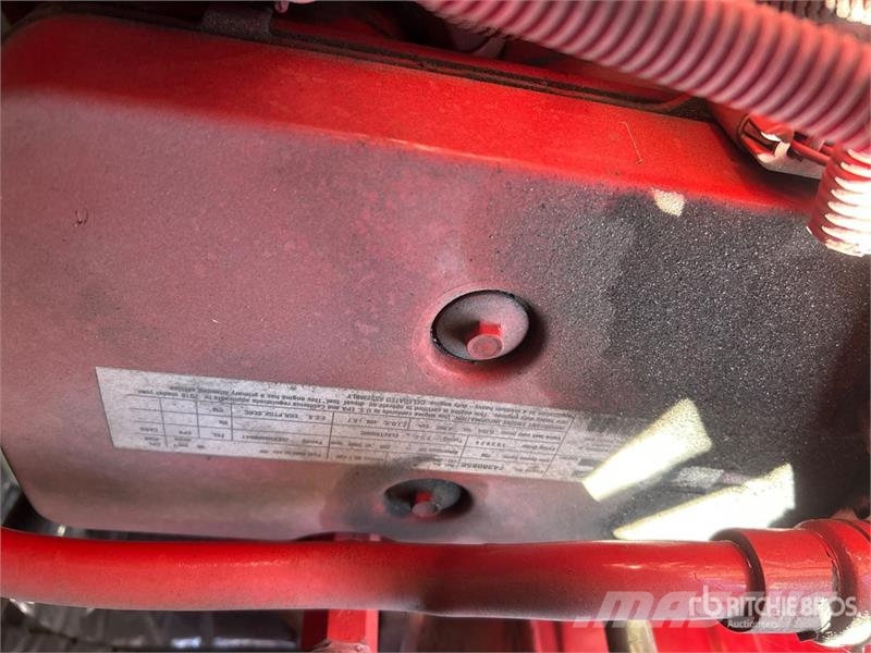 Freightliner M2 106 4x2 Van Truck Samochody ciężarowe ze skrzynią zamkniętą