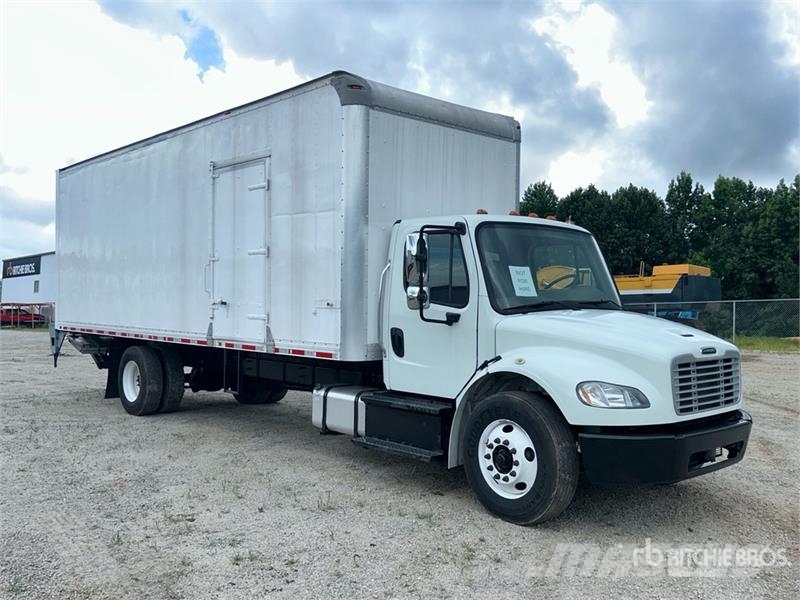 Freightliner M2 106 4x2 Van Truck Грузовики-Фургоны