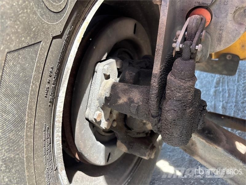 Freightliner M2 106 4x2 Van Truck Грузовики-Фургоны
